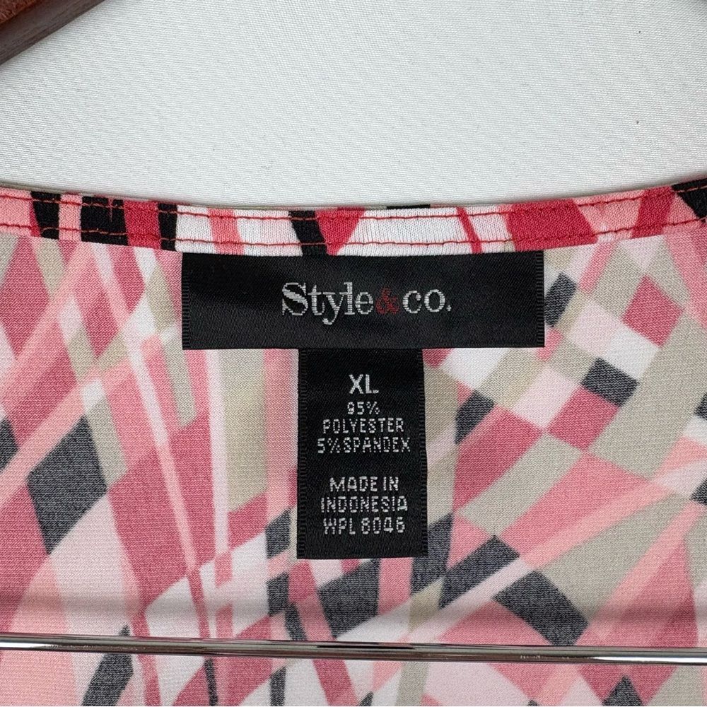 NWT Style & Co.‎ Sleeveless Patterned Blouse - Picture 3 of 5
